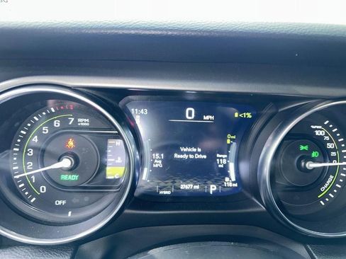 Used 2023 Jeep Wrangler Unlimited w/ Cold Weather Group AWD/4WD image 3