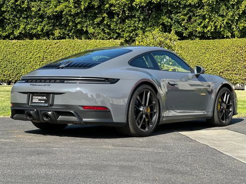 Certified 2025 Porsche 911 Carrera GTS RWD image 7