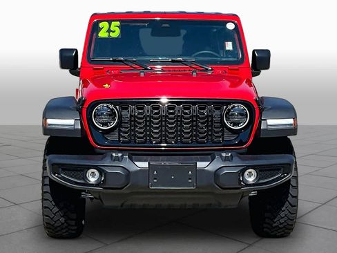Used 2025 Jeep Wrangler Unlimited Sport AWD/4WD image 4