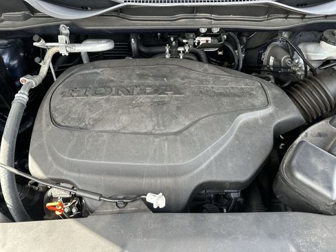 Used 2024 Honda Odyssey EX image 17