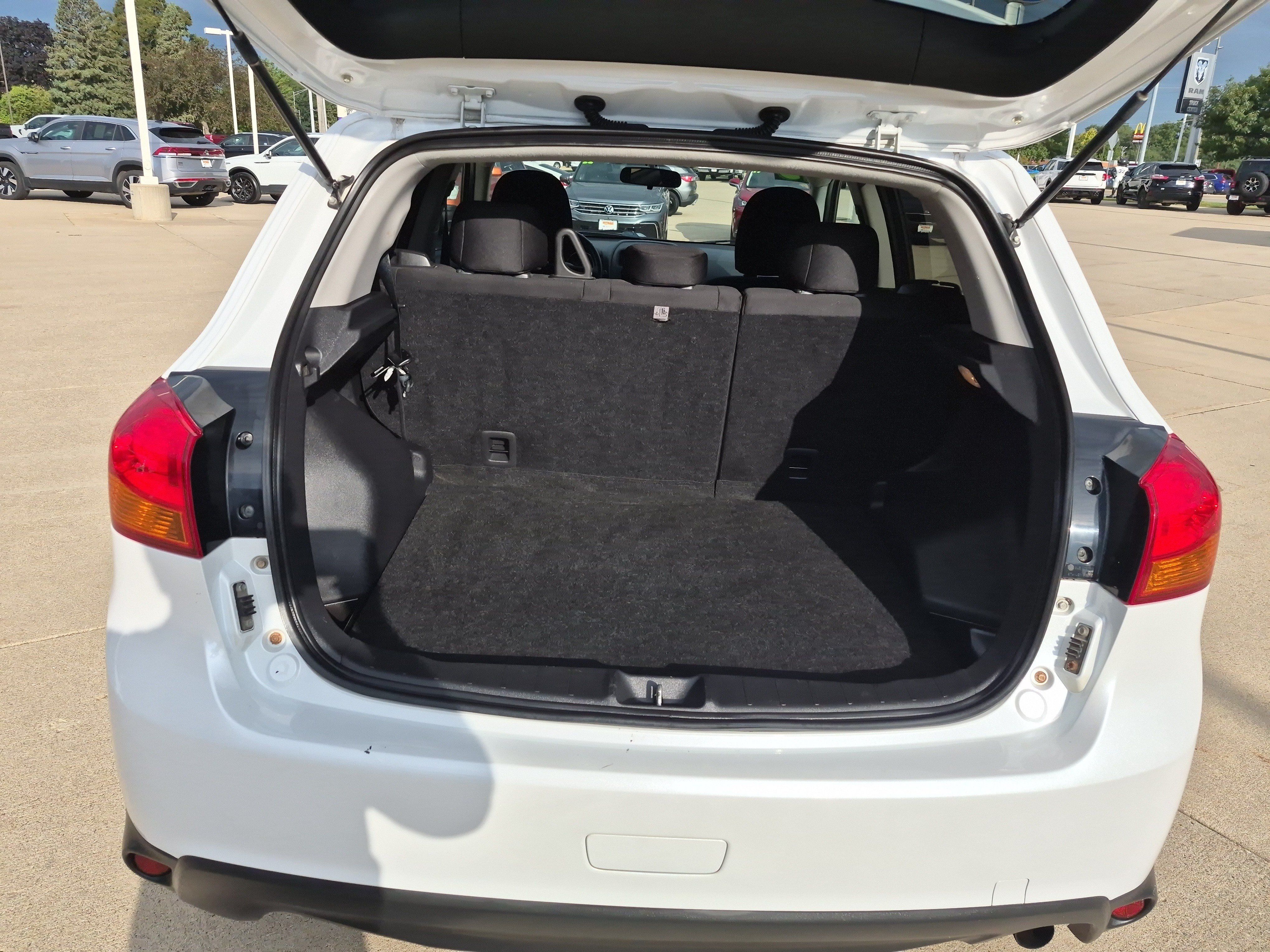 Used 2015 Mitsubishi Outlander Sport ES AWD/4WD image 6