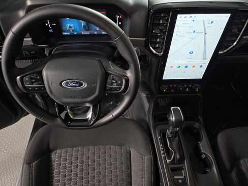 Used 2024 Ford Ranger XLT image 12