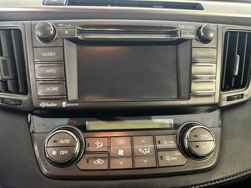 Used 2015 Toyota RAV4 XLE AWD/4WD image 16