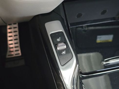 Used 2023 Kia Sorento SX Prestige image 33