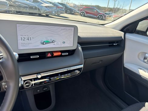 Certified 2024 Hyundai Ioniq 5 SE image 28