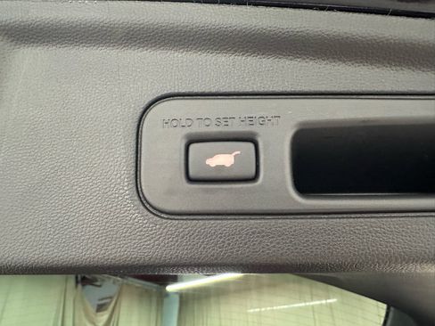 Used 2025 Acura MDX A-Spec AWD/4WD image 10