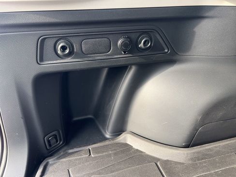 Certified 2023 Subaru Forester Premium image 46