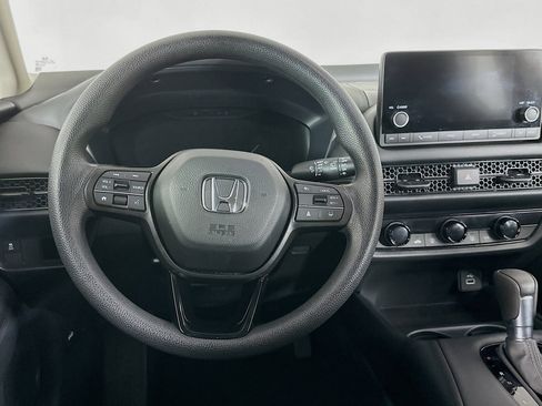 Used 2025 Honda HR-V LX image 17