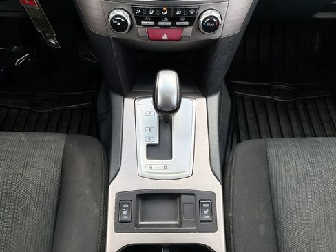 Used 2014 Subaru Outback 2.5i Premium w/ Accessory Value Package (OYX) image 33