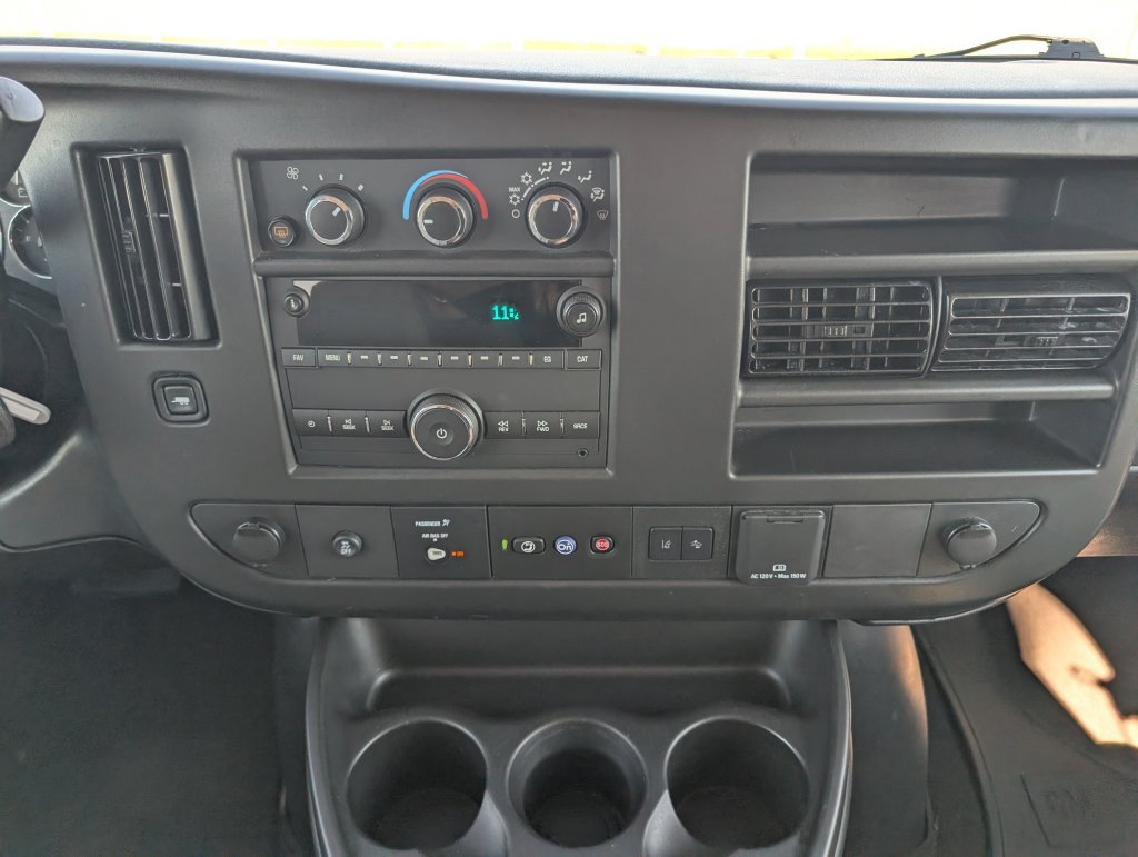 Used 2025 Chevrolet Express 3500 LT w/ LT Preferred Equipment Group RWD image 20