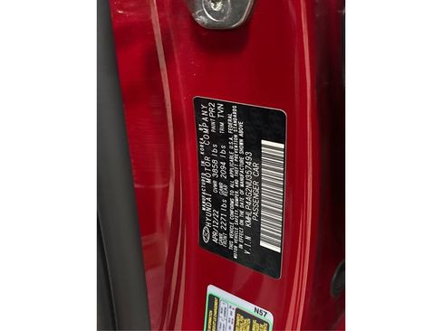 Used 2022 Hyundai Elantra Limited image 15