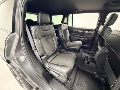 Used 2023 Jeep Grand Cherokee L Laredo AWD/4WD image 25