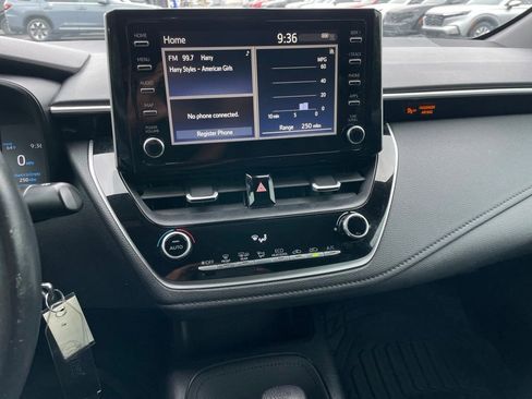 Used 2020 Toyota Corolla SE FWD image 18