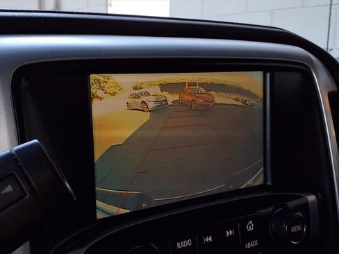 Used 2018 GMC Sierra 1500 SLE w/ SLE Value Package image 8