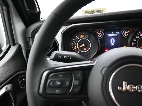 New 2025 Jeep Wrangler Unlimited Sport AWD/4WD image 18
