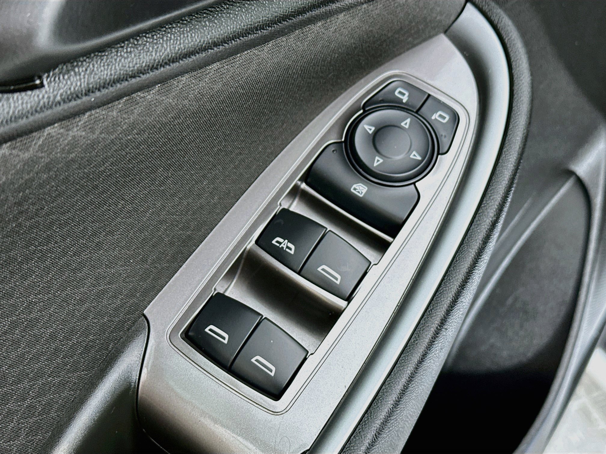 Used 2024 Chevrolet Malibu LT FWD image 17