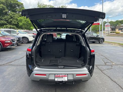 Certified 2024 Nissan Pathfinder Platinum w/ Cargo Package AWD/4WD image 13