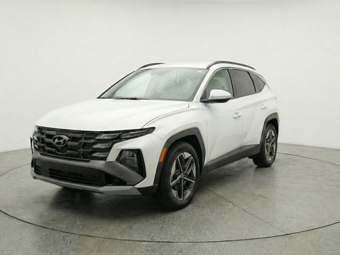 Used 2025 Hyundai Tucson SEL image 3