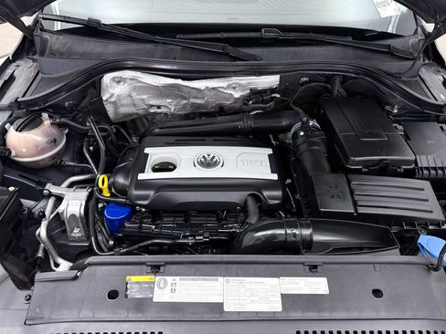 Used 2016 Volkswagen Tiguan SEL FWD image 5