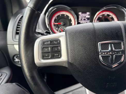 Used 2018 Dodge Grand Caravan GT image 35