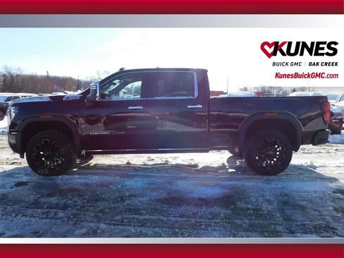 New 2026 GMC Sierra 2500 Denali w/ Denali Reserve Package image 8