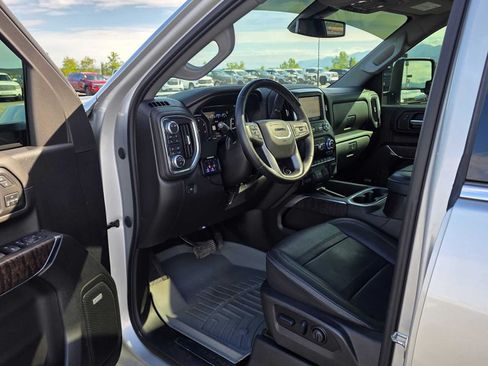 Used 2023 GMC Sierra 2500 Denali AWD/4WD image 19