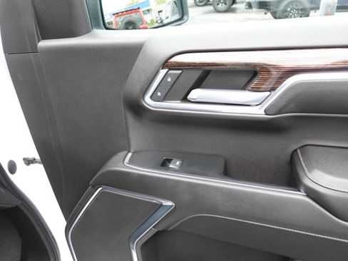 Used 2023 GMC Sierra 1500 Elevation AWD/4WD image 33