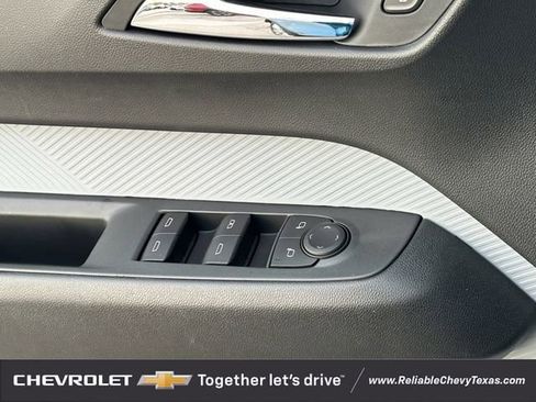 New 2027 Chevrolet Bolt LT w/ Comfort Package image 19