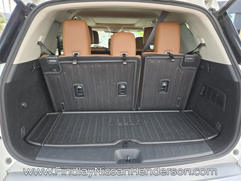 Used 2023 Nissan Pathfinder Platinum w/ Cargo Package image 16