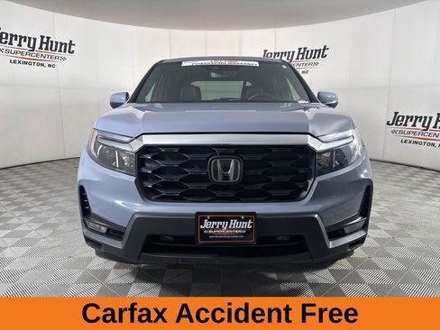 Used 2025 Honda Passport EX-L image 3