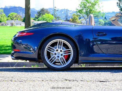 Used 2013 Porsche 911 Carrera 4S image 10