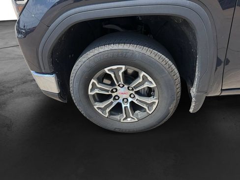 Used 2025 GMC Sierra 1500 SLT AWD/4WD image 9