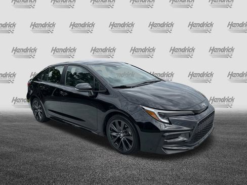 Certified 2023 Toyota Corolla XSE FWD image 2