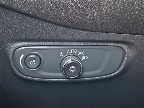 Used 2024 Chevrolet Equinox RS FWD image 17