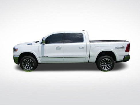 Used 2025 RAM 1500 Limited w/ Off Road Group AWD/4WD image 3