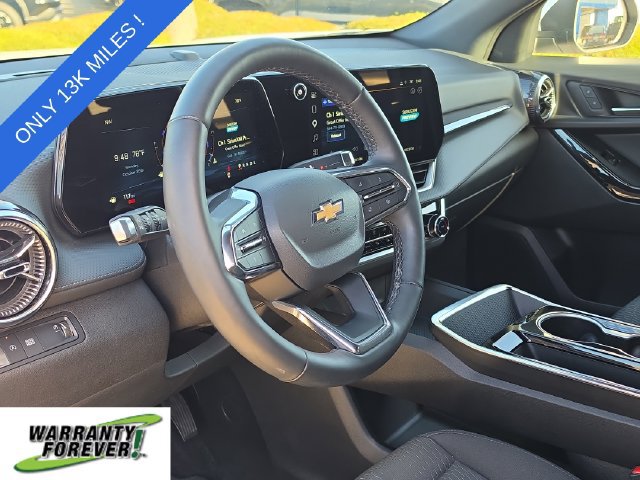 Used 2025 Chevrolet Equinox LT FWD image 13