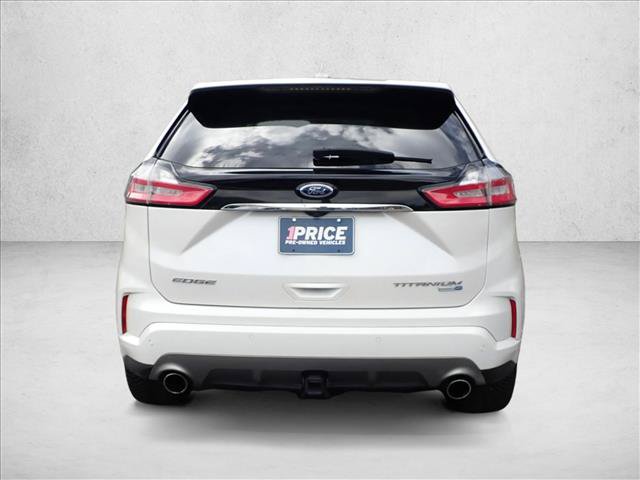 Used 2019 Ford Edge Titanium w/ Equipment Group 301A AWD/4WD image 3