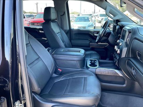 Used 2022 GMC Sierra 3500 Denali image 29