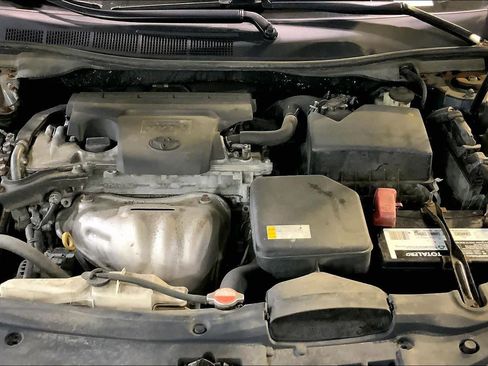 Used 2016 Toyota Camry LE image 31