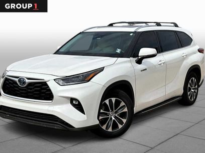 Used 2021 Toyota Highlander XLE