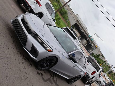 Certified 2022 Honda Civic Sport image 3