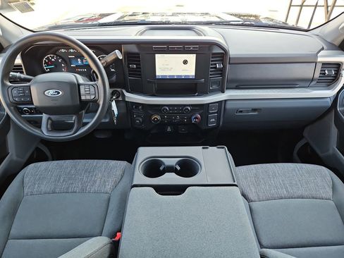 Used 2023 Ford F250 XLT image 12