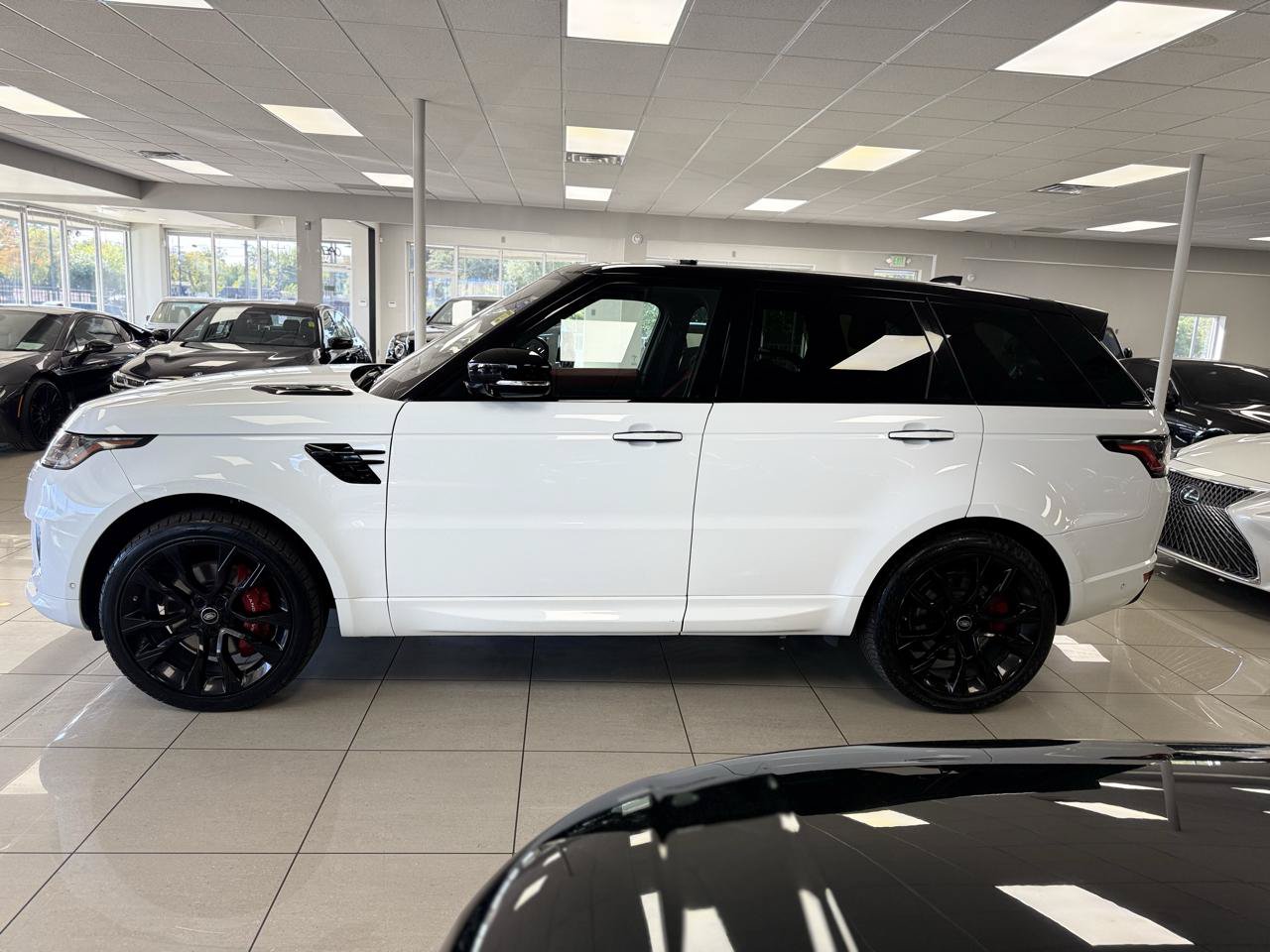 Used 2021 Land Rover Range Rover Sport HST AWD/4WD image 7