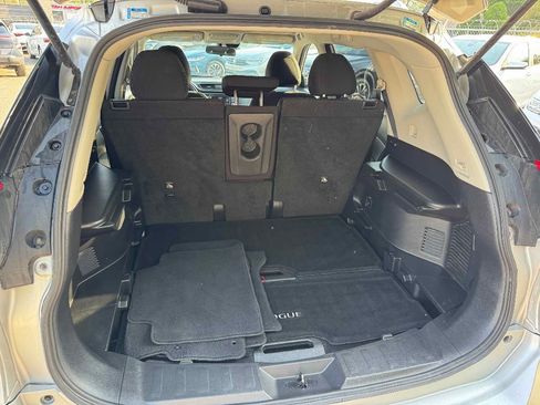 Used 2020 Nissan Rogue S w/ Special Edition Package image 25