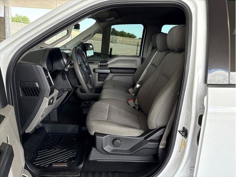 Used 2019 Ford F150 XLT image 10