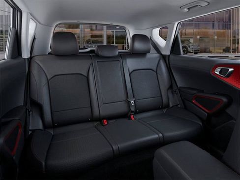 Certified 2025 Kia Soul GT-Line w/ GT-Line Technology Package FWD image 16