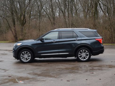 Used 2023 Ford Explorer Limited w/ Equipment Group 301A image 25