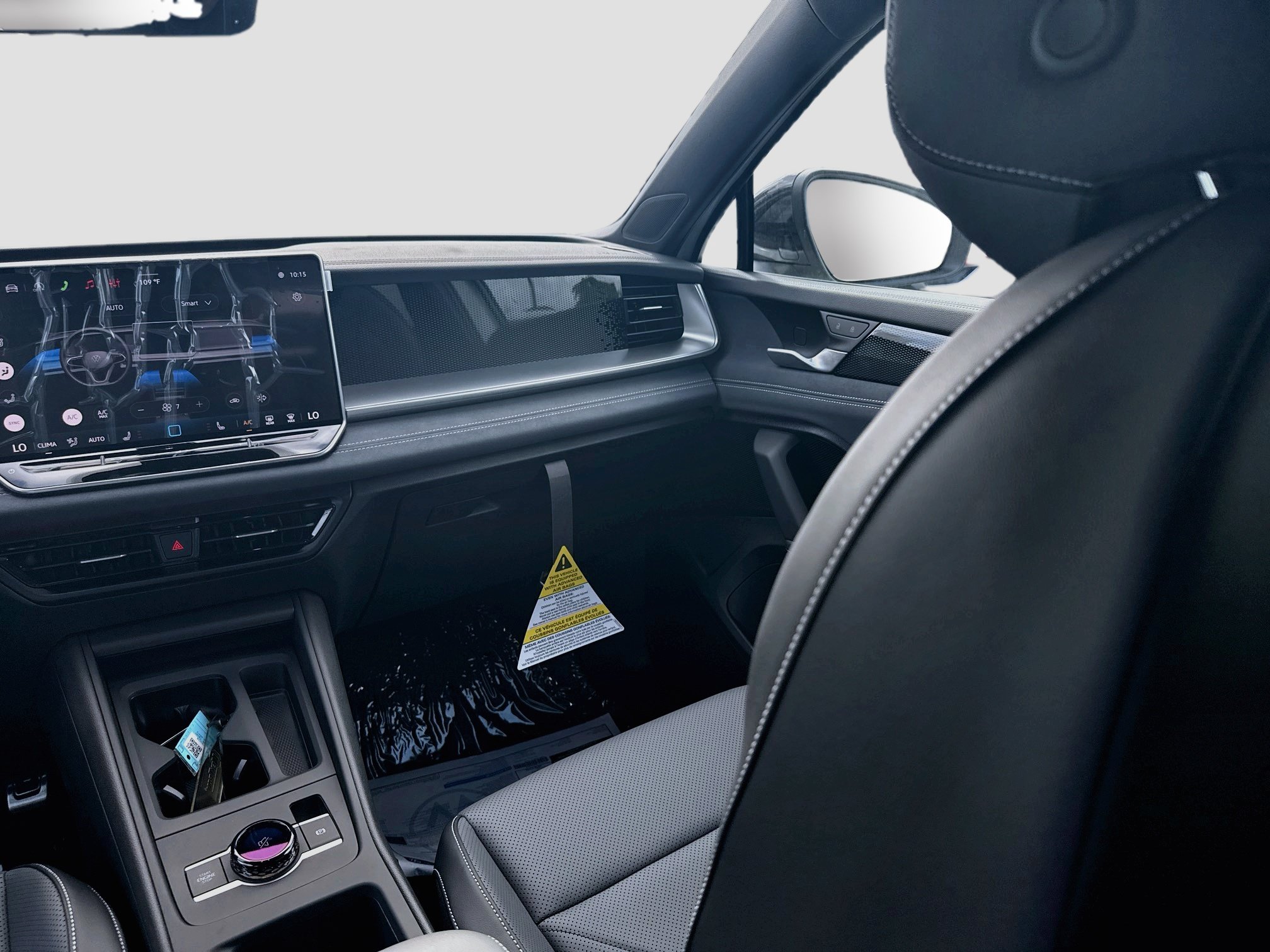 New 2026 Volkswagen Tiguan SE R-Line FWD image 18