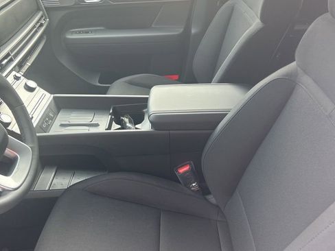 New 2026 Hyundai Santa Fe SE FWD image 11