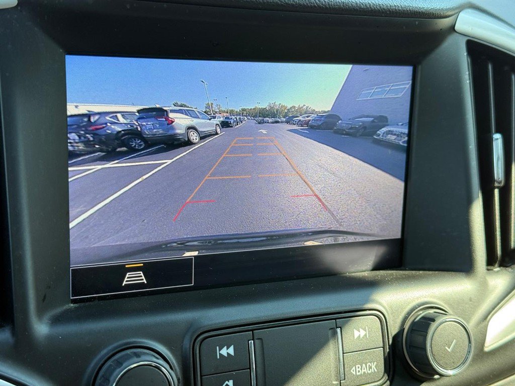 Used 2023 GMC Terrain SLT FWD image 21